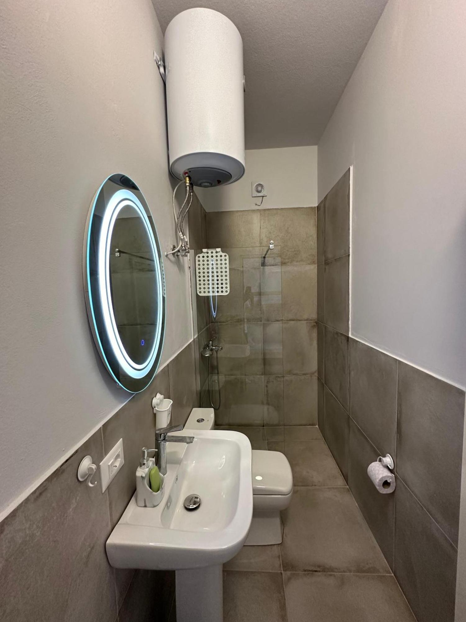 Las Palmas Guesthouse Shkodër Dış mekan fotoğraf