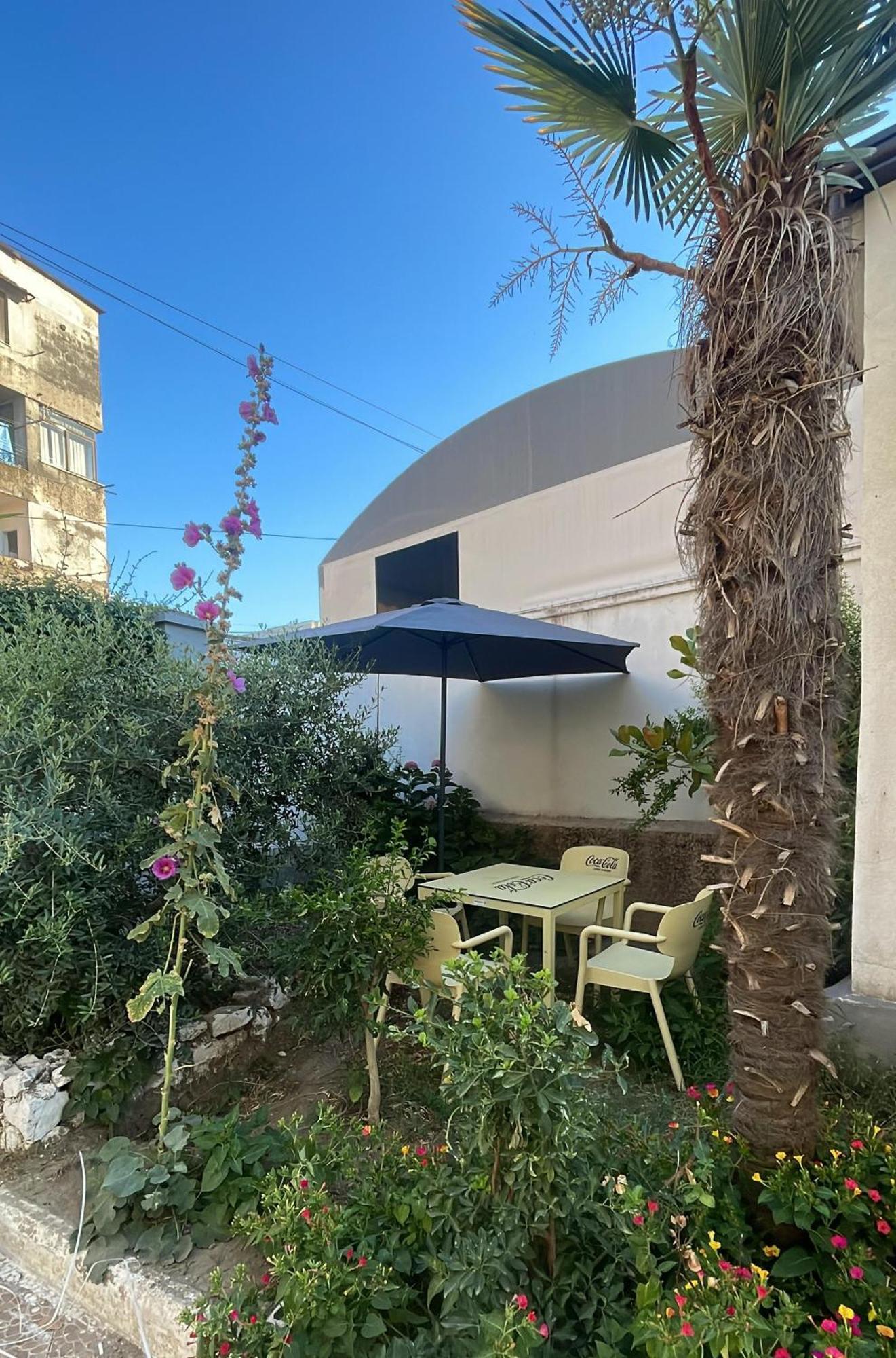 Las Palmas Guesthouse Shkodër Dış mekan fotoğraf